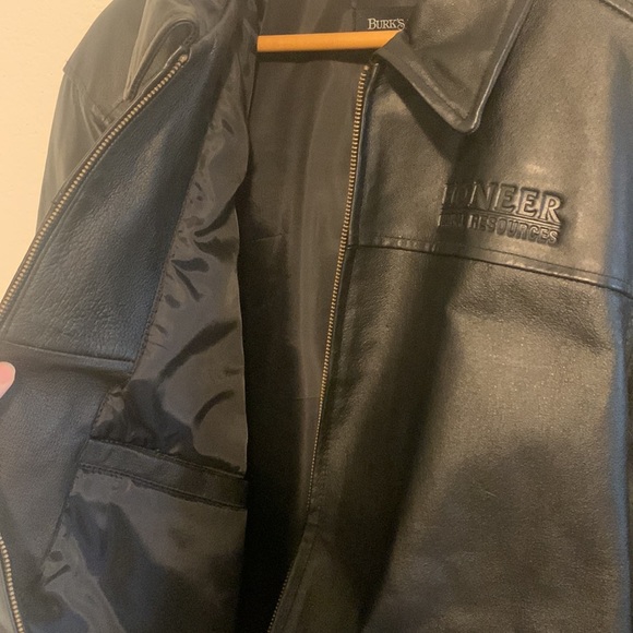 NWT Burks Bay leather jacket with Pioneer emblem - Picture 2 of 3